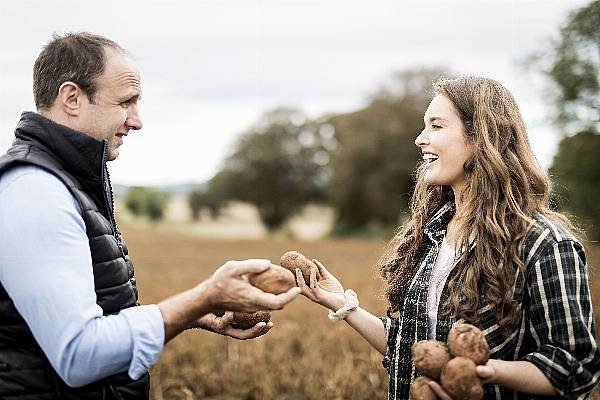 O’Donnells Crisps Teams Up With Cousin Roz Purcell To Create New Flavour