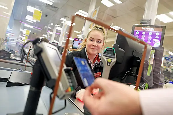 SuperValu Installs Plexiglass At Tills To Help Protect Cashiers From Coronavirus