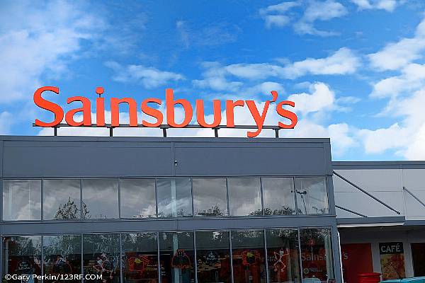 Sainsbury’s Targets 10% Profit Growth As It Gains Shoppers