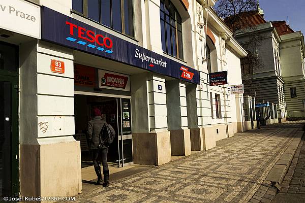 Tesco UK To Raise Store Worker Pay By 9.1%