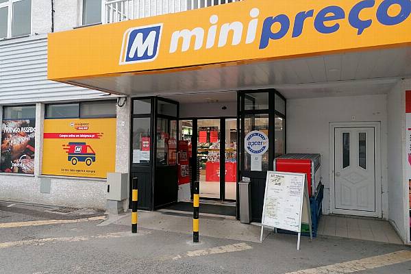 Minipreço Shutters 25 Stores In Portugal