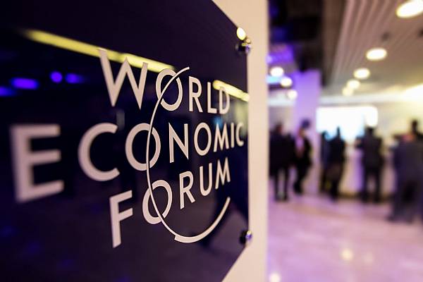 'Precarious' Year Ahead For World Economy, Davos Survey Predicts