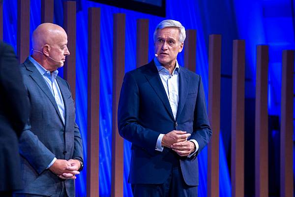 Ahold Delhaize’s Frans Muller and Mondelēz International’s Dirk Van de Put Talk To ESM