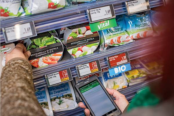 SPAR Austria Introduces Multi-Coloured Electronic Shelf Labels