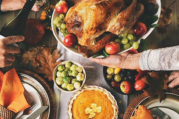 Aldi Thanksgiving Meal Deal Feeds 10 For €43