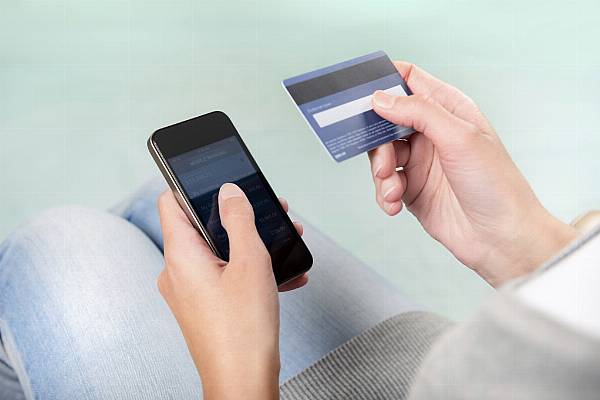 M-Commerce In France Up 98%: Report