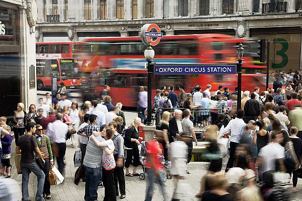 UK Economy Shows No Sign of Brexit Hit as Spending Rises