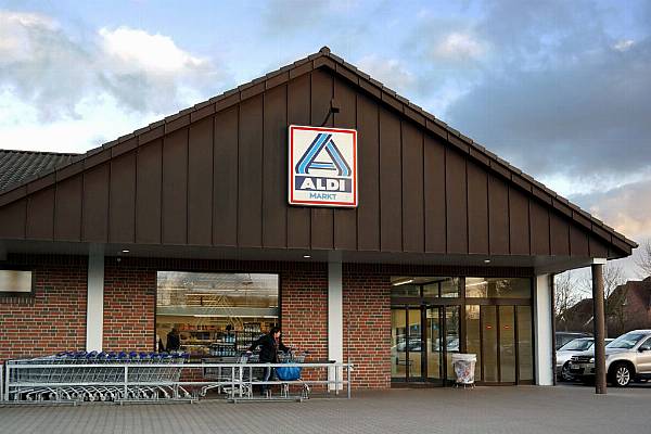 Aldi Nederland To Stop Selling Single-Use Shopping Bags