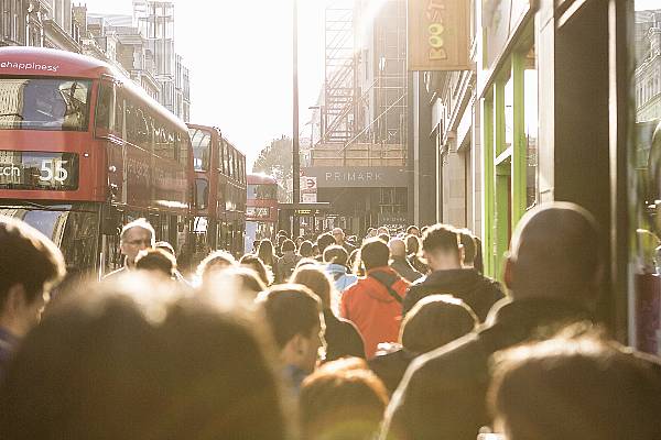 UK Consumer Confidence Rises To Highest Level In Six Months