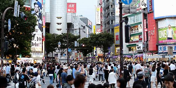 Japan Retailers Keep Lowering Prices To Sway Frugal Shoppers