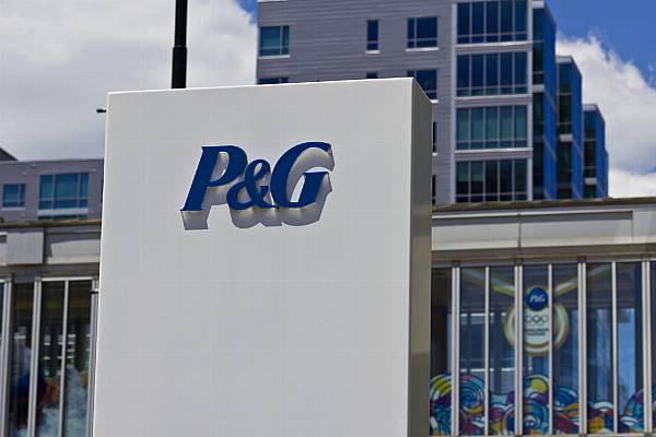 Procter & Gamble Quarterly Sales Below Estimates, Shares Fall