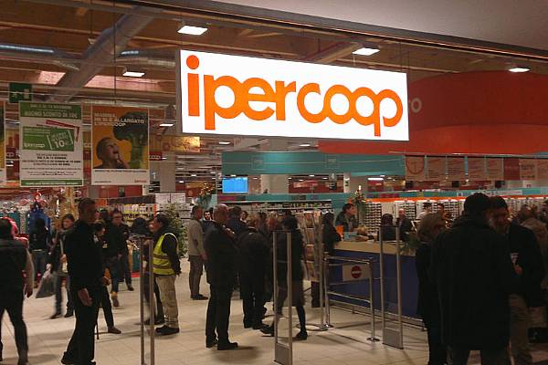 Ipercoop Ascoli Named 'Greenest' Store In Italy