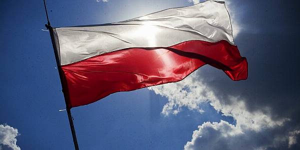 Poland's Conservative Government Approves Ban On Sunday Shopping