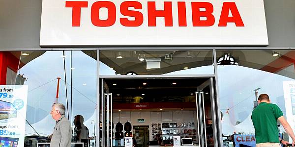 Toshiba’s Looming Writedown Wipes Out Gain From 2016 Share Rally