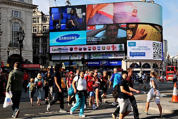 UK Retailers Suffer Weakest July Sales Growth On Record: BRC