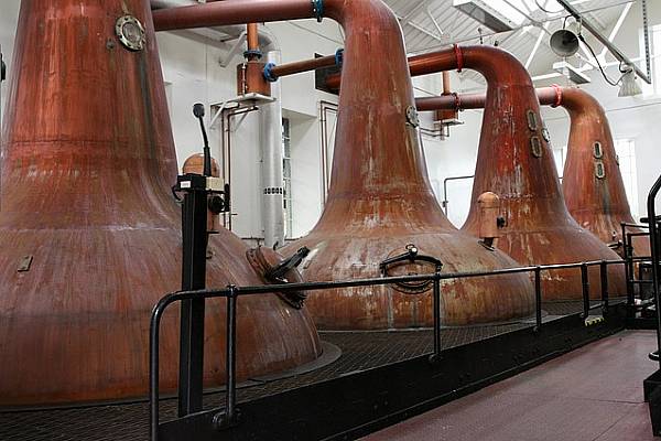 Irish Whiskey Association Welcomes New Derry Distillery