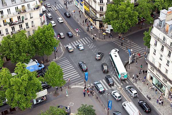 French Consumer Spending Recovered In October, INSEE Says