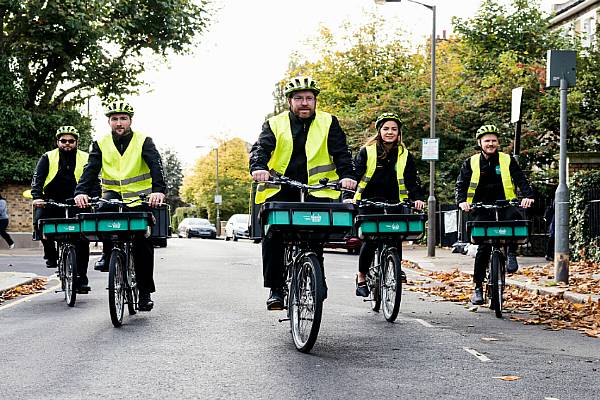 Sainsbury's Extends One-Hour Delivery Service In London