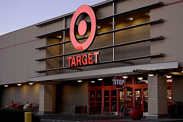 Analyst Predicts Amazon Will Buy Target This Year