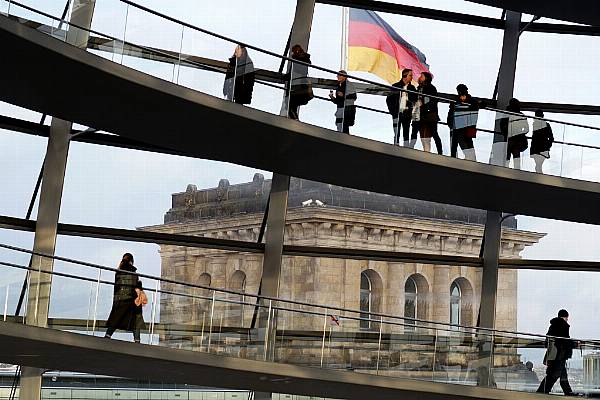 German Retail Sales Rise Slightly In August