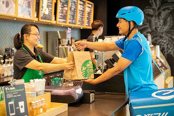 Starbucks Bets On Alibaba Tie-Up To Revive China Sales