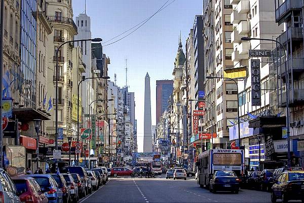 Sales Of Food, Cars Slow In Argentina After Peso Crash As Election Looms