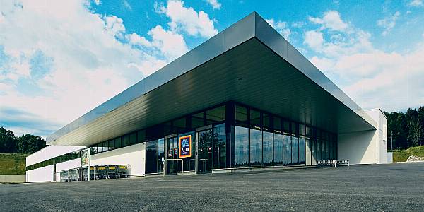 Aldi Plans To Expand Operations In Italy And Switzerland