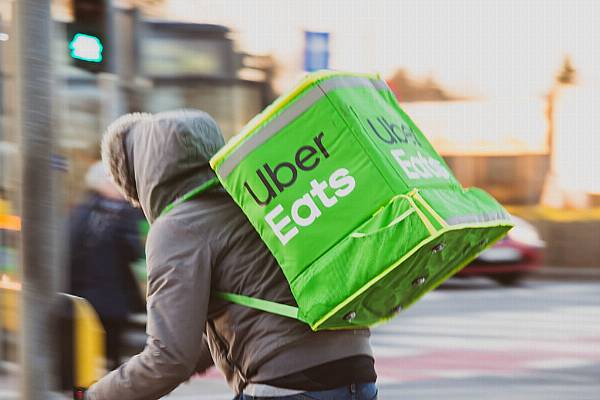 Uber To Buy Alcohol Delivery Service Drizly