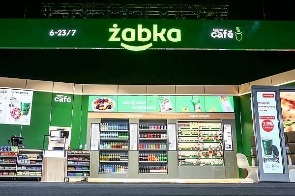 Żabka Launches 90 Seasonal Stores In Tourist Destinations