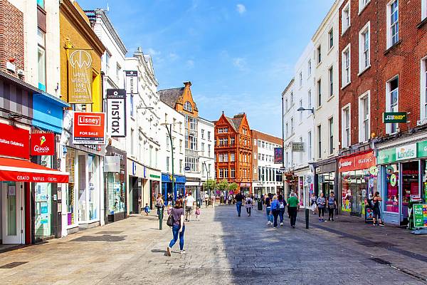 Irish Retail Sales Fell 4.7% Year-On-Year During November Lockdown