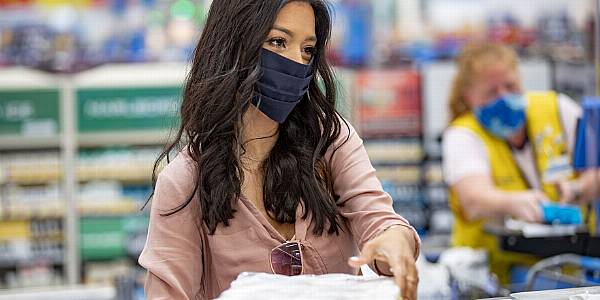 Major US Retailers Walmart, Kroger To Require Customers To Wear Masks