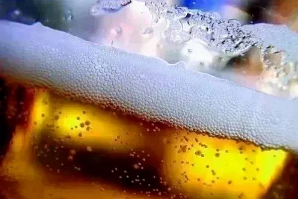 Brewers Disappointed As Drinkers Buy Less Beer