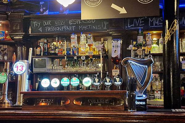 Pubs And Restaurants Led February Spending Increases, Says AIB