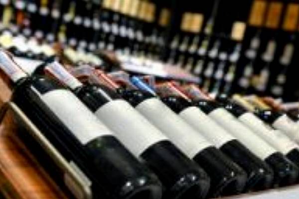 South Africa Promotes Expensive Wines to Boost Exports