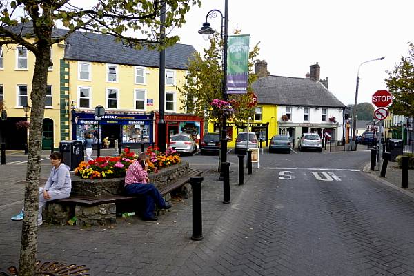 The Square Bar Of Portlaoise Hits The Market For €400k