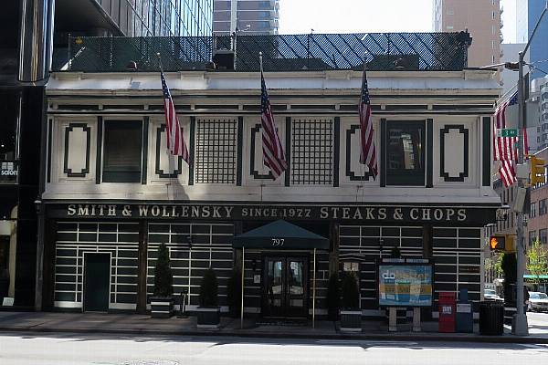 Irish-Owned Smith & Wollensky Steakhouse Chain Expands In The US