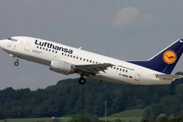 Lufthansa Narrowed Its Losses In Second Quarter; Qatar Airways Instructed To Ground 13 Planes; United Airlines And Frontier Airlines Make COVID-19 Vaccination Compulsory For Employees; Virgin Atlantic Planning London Listing