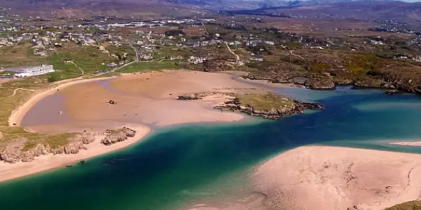 Guesthouse In Bunbeg, Co. Donegal, Hits The Market