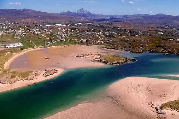 Guesthouse In Bunbeg, Co. Donegal, Hits The Market