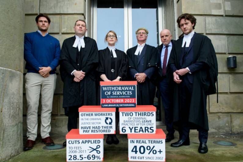 Criminal barristers 'withdraw services' in pay protest