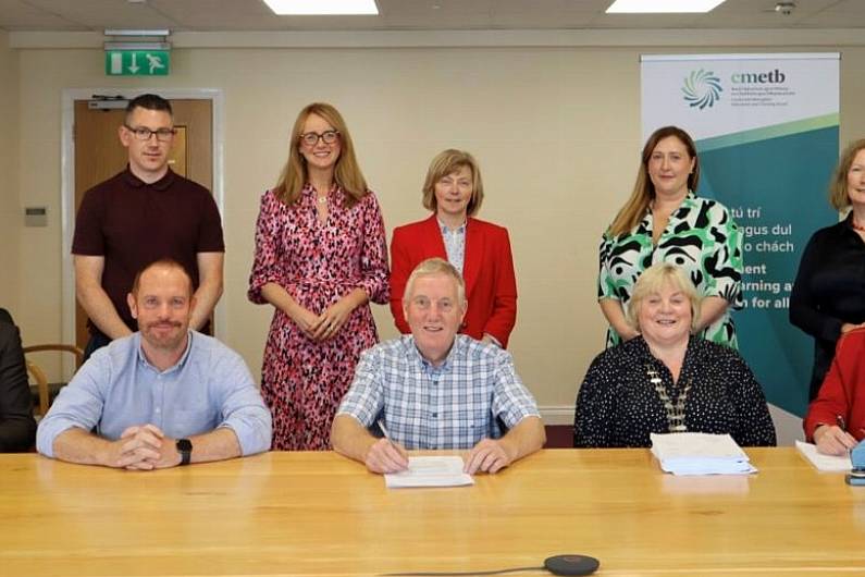 Contracts signed for new school in Rockcorry