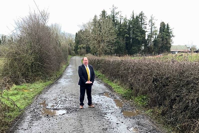 Calls for 'cross border' funding to repair local roads