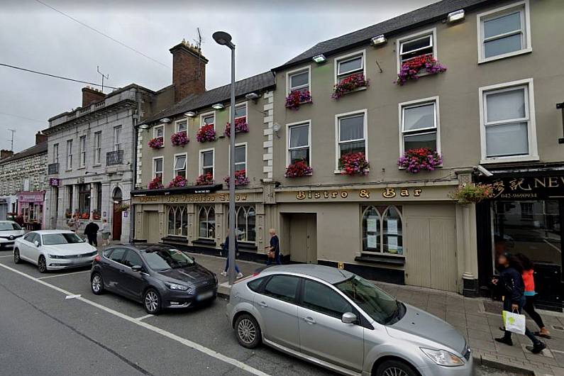 Approval granted for redevelopment of well-known Carrickmacross bar