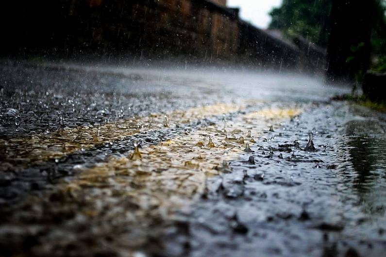 Status yellow thunderstorm and rain warning issued for Cavan