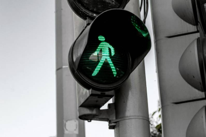 Local Gardai reminding pedestrians to be lit up when walking this winter