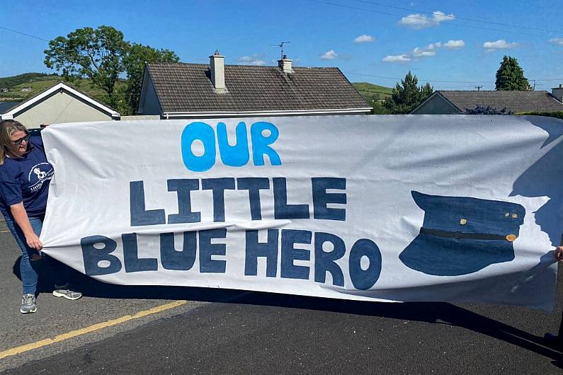 Honorary Garda Leon Briody arrives home to hero's welcome