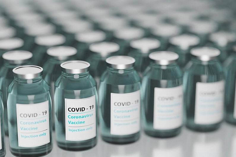 HSE encourages Covid booster vaccinations as new variant expected in Ireland