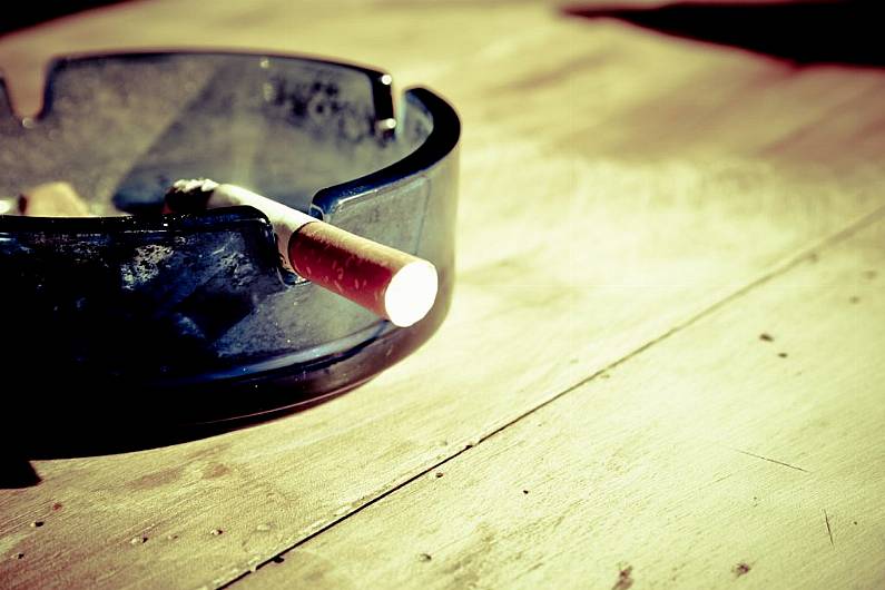 Call for cost of box of cigarettes to increase to &euro;20 in budget