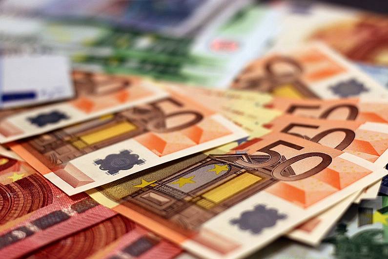 Up to &euro;1,000 worth of goods bought with fake notes in Tralee in last week