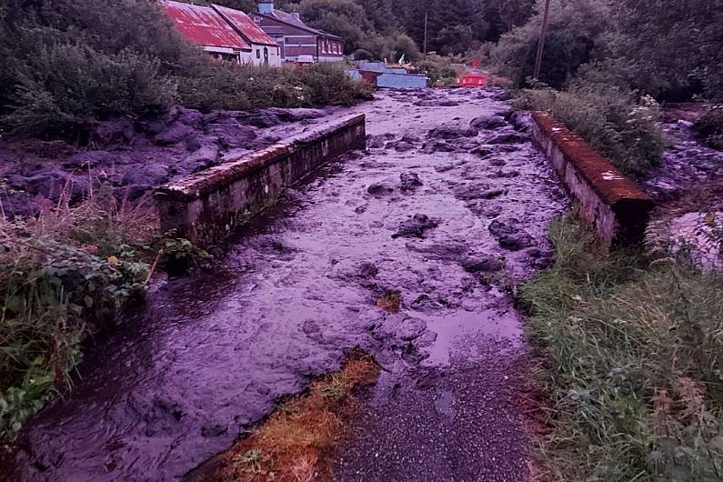 Families trapped in their homes for 19 hours after Ballymacelligott bogslide